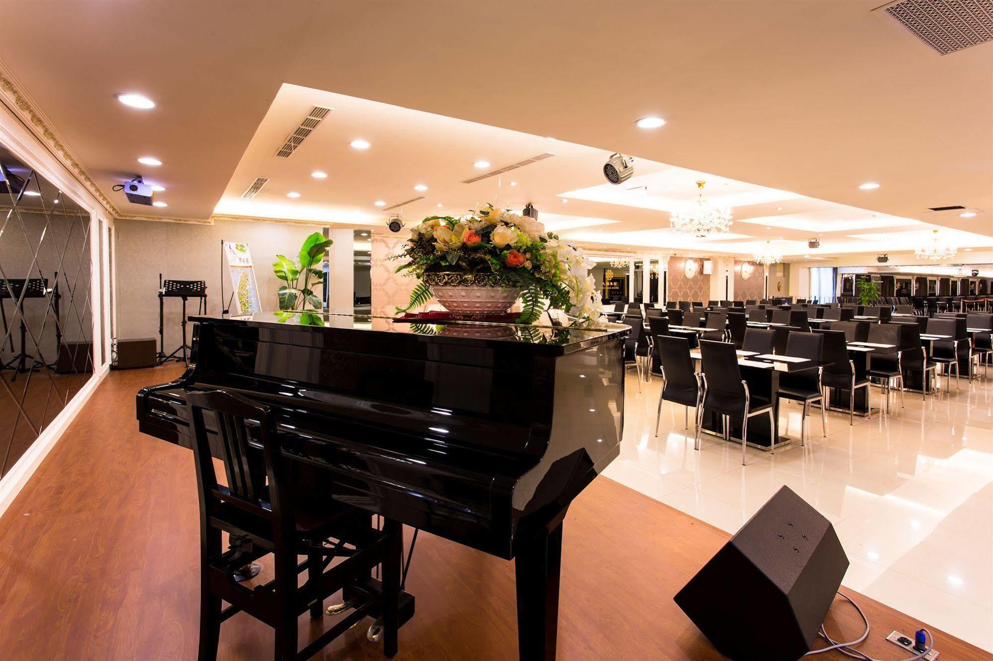 Harmonious Hotel Kaohsiung Luaran gambar